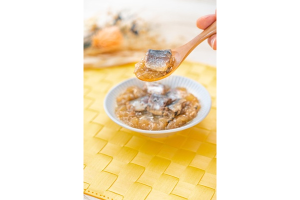 「K&K缶つま 北海道産いわしとジュレ 柚子胡椒風／燻製風」