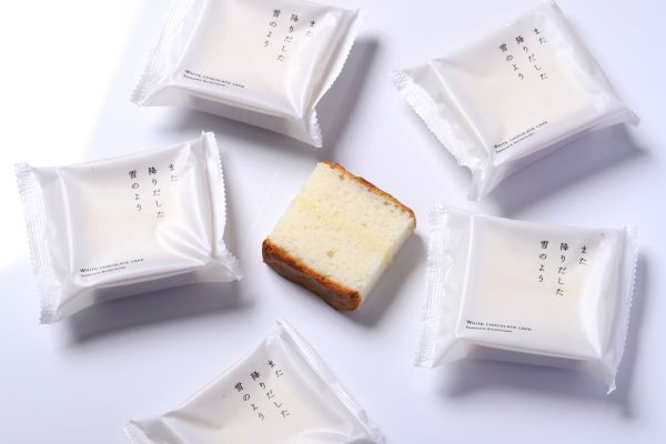 また降り出した雪のよう