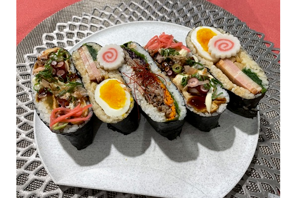 美味！こだわりのおにぎり塩と椎茸塩のセット